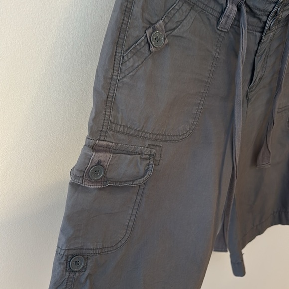 Levi's cotton cargo shorts - Picture 10 of 10